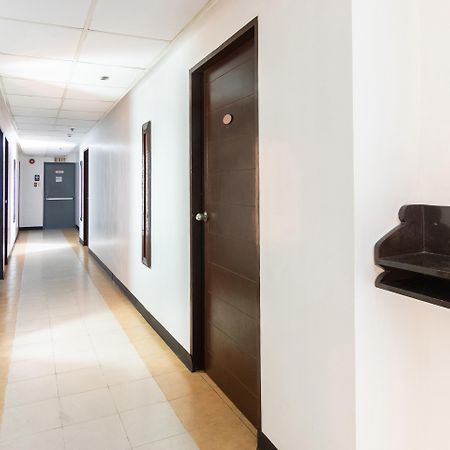 Orange Nest Hotel Manila Zewnętrze zdjęcie
