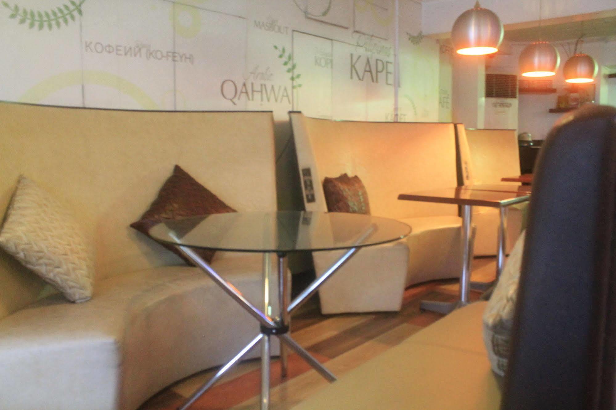 Orange Nest Hotel Manila Zewnętrze zdjęcie