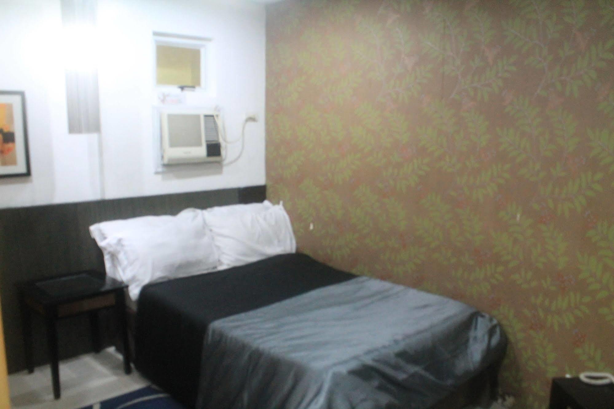 Orange Nest Hotel Manila Zewnętrze zdjęcie